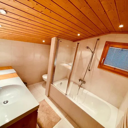 Bliss Spacious Six Bedrooms And Breathtaking Views Διαμέρισμα Chateau-d'Oex